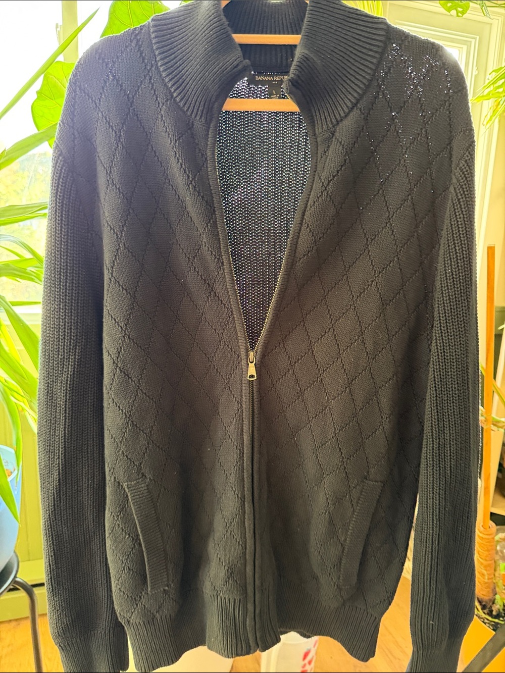 Banana Republic Men’s Navy Blue Diamond-Pattern Zip Cardigan